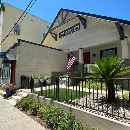 Family Laundry & Spa Sacramento Bagian luar foto