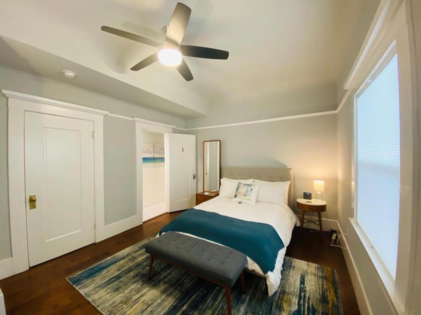 Family Laundry & Spa Sacramento Bagian luar foto